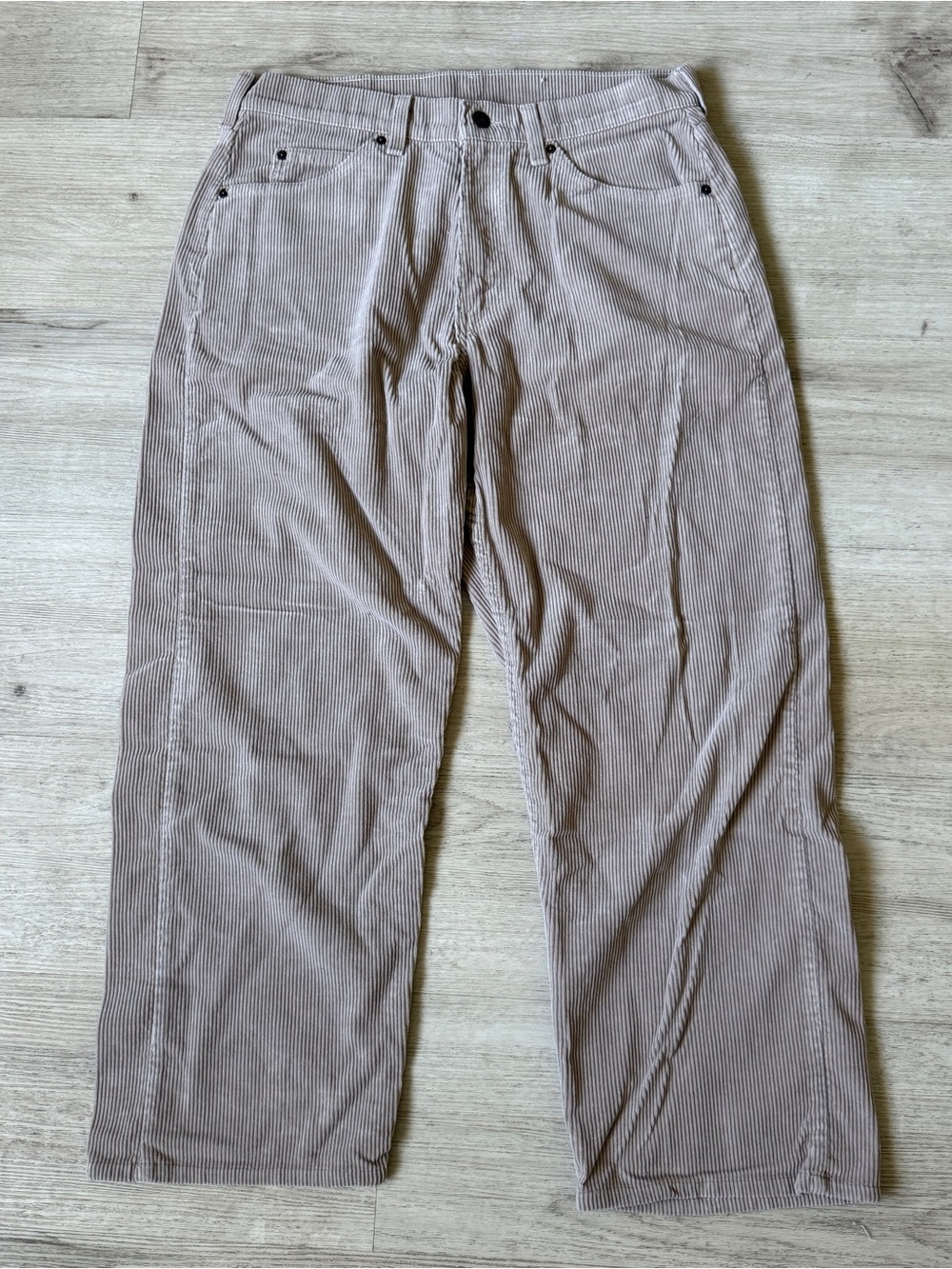 Vintage Levi’s 565 Loose Fit Wide Leg Corduroy Pants Made in USA Y2K Men’s